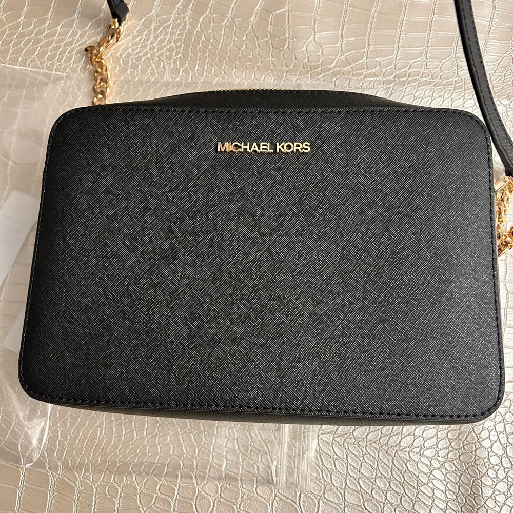 Michael Kors leather purse